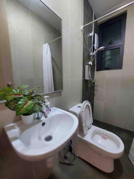吉隆坡Legasi At Kampong Bahru With Full Kl View, 10Min Walk Train Station & Klcc公寓 外观 照片